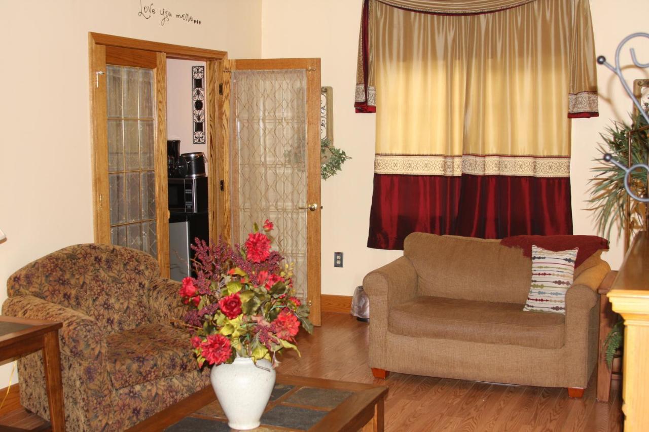 Gladstone Inn And Suites Jamestown Zewnętrze zdjęcie